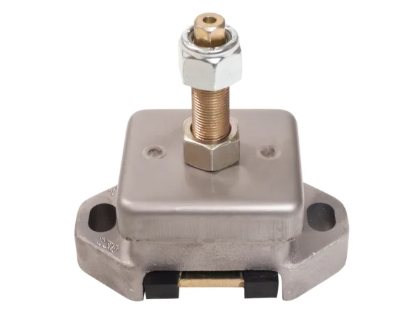 R & D Engine Mount w/4" Footprint - 5/8" Stud - 120-410lbs Capacity Per Mount